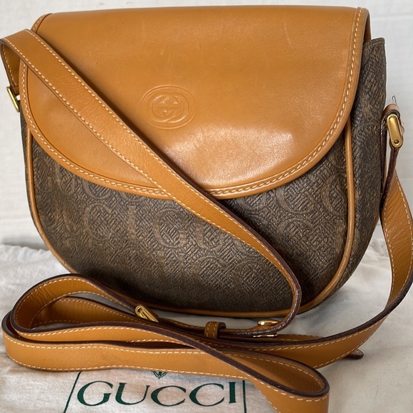 Authentic Shoulder/Crossbody Bag Gucci. - Picture 3 of 15